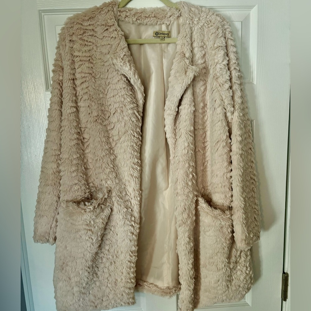 Democracy Faux fur open front jacket Cream size S